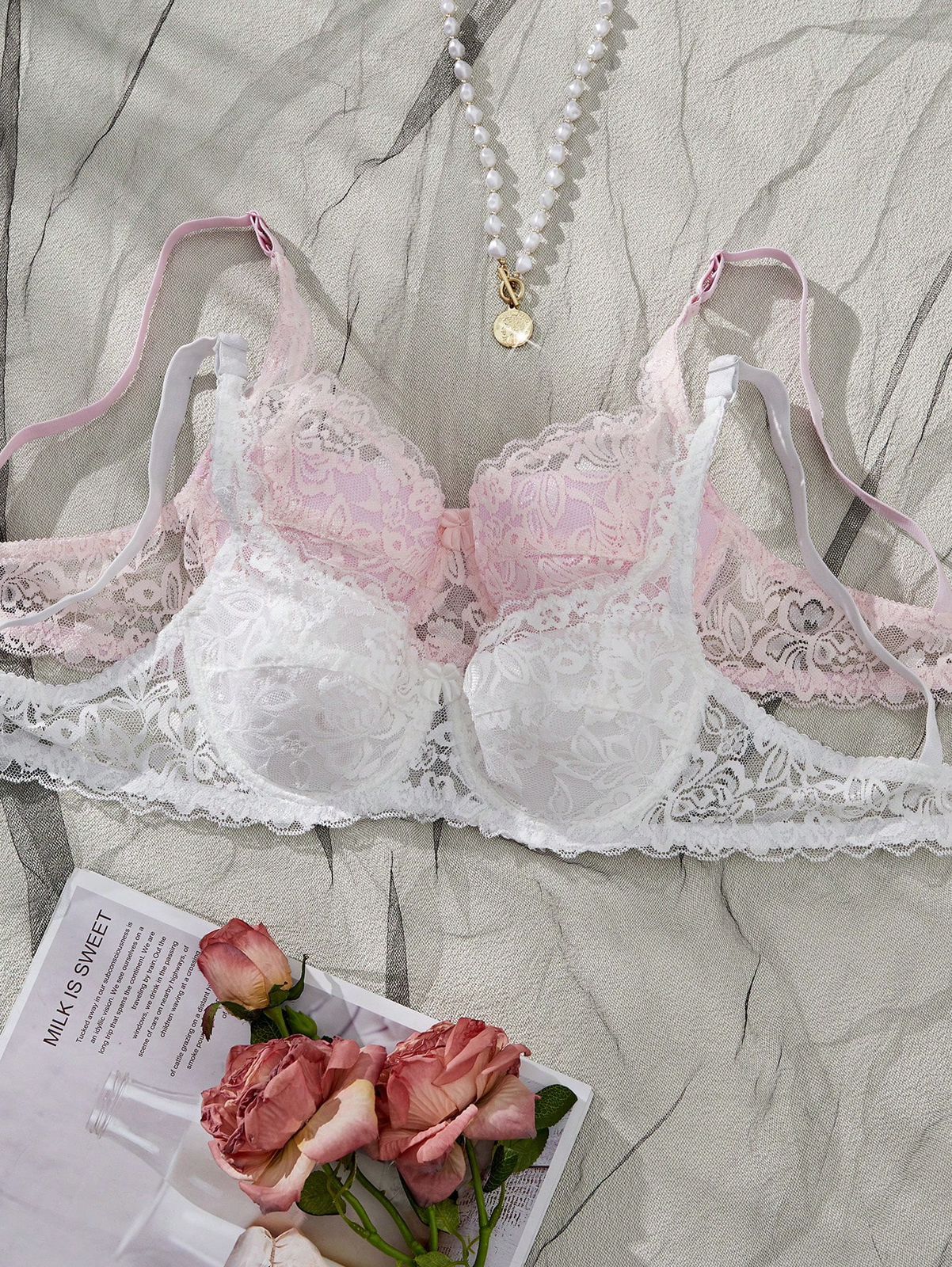Bras Set (2 pieces)