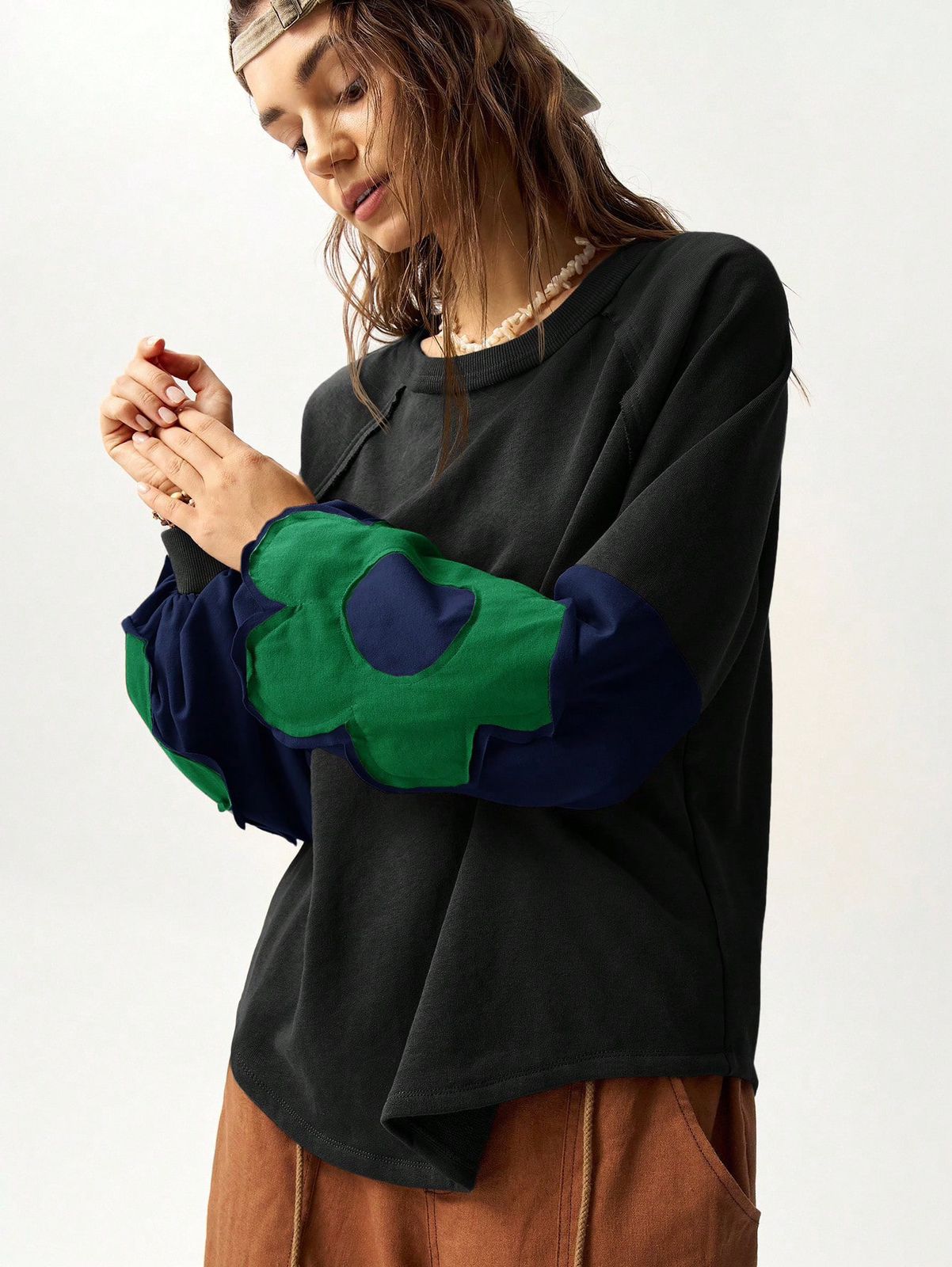 Round Neck