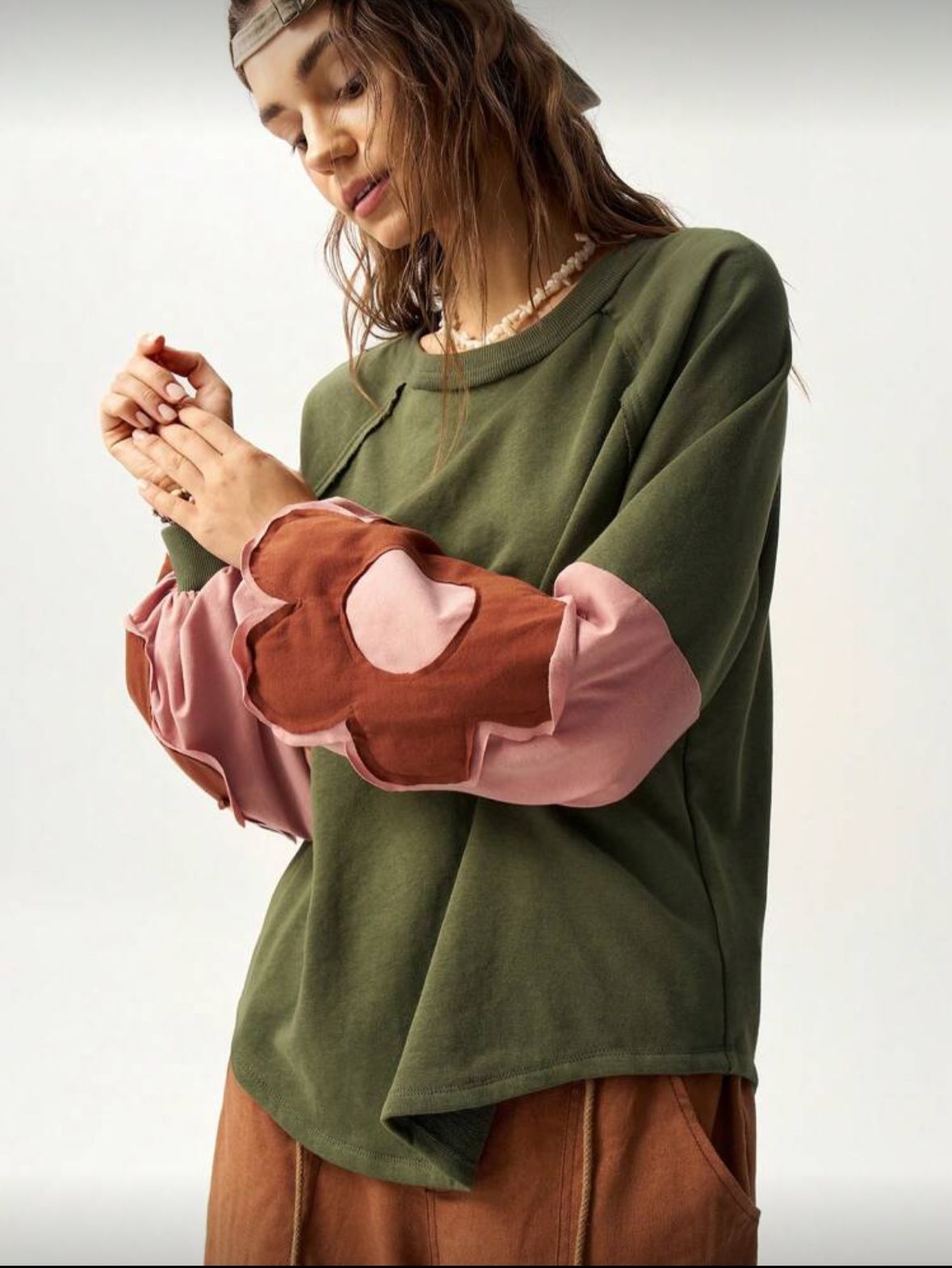 Round Neck