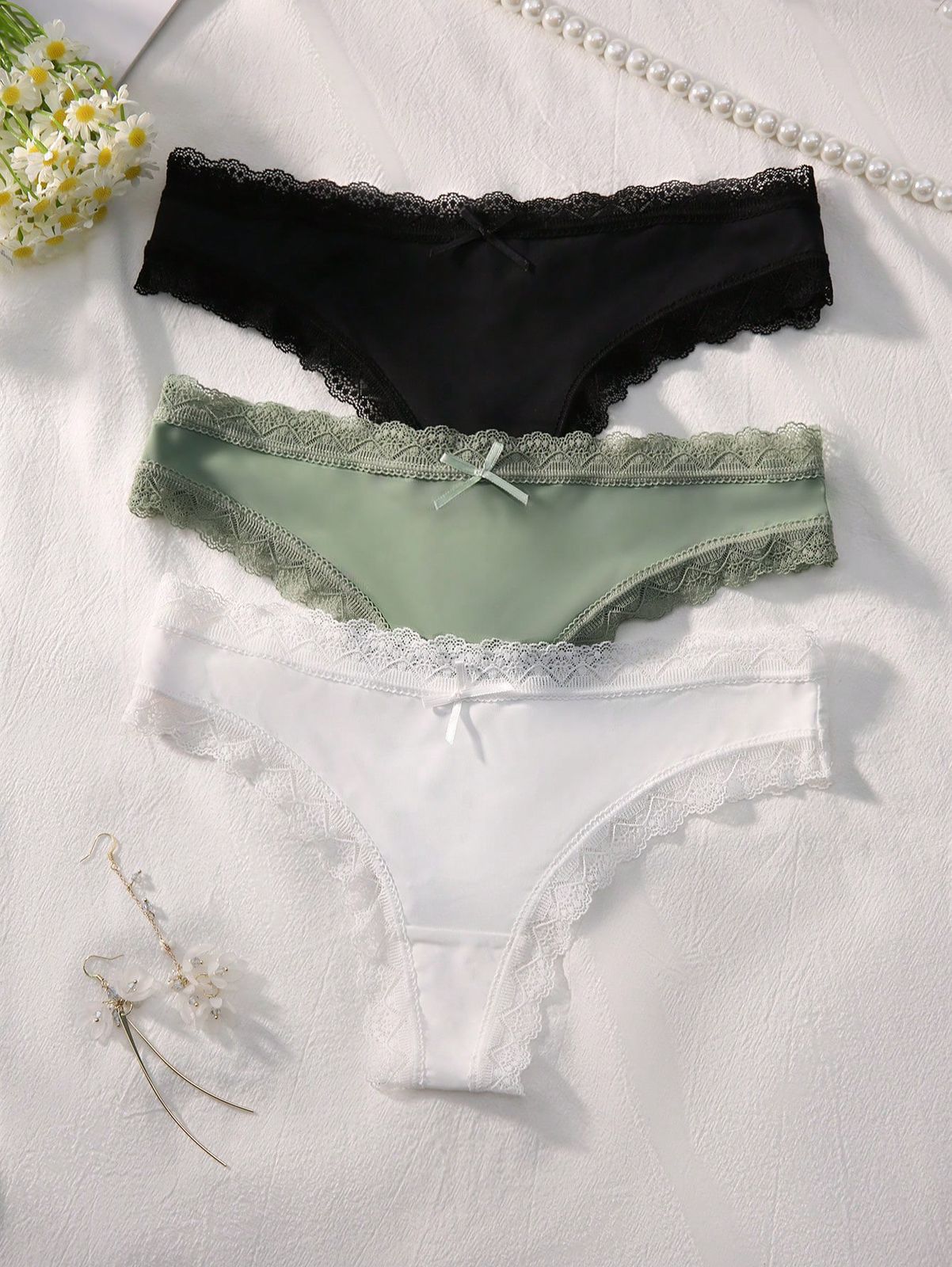 Panties (3 pieces)